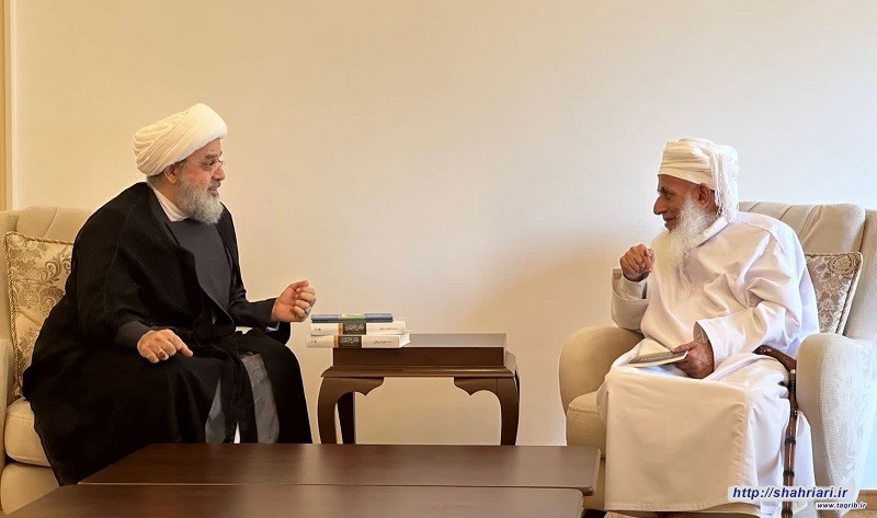 دکتر شهریاری در دیدار با مفتی عمان اعلام آمادگیبرای تبادل هیات های علمایی شیعه و اهل سنت بین دو کشور