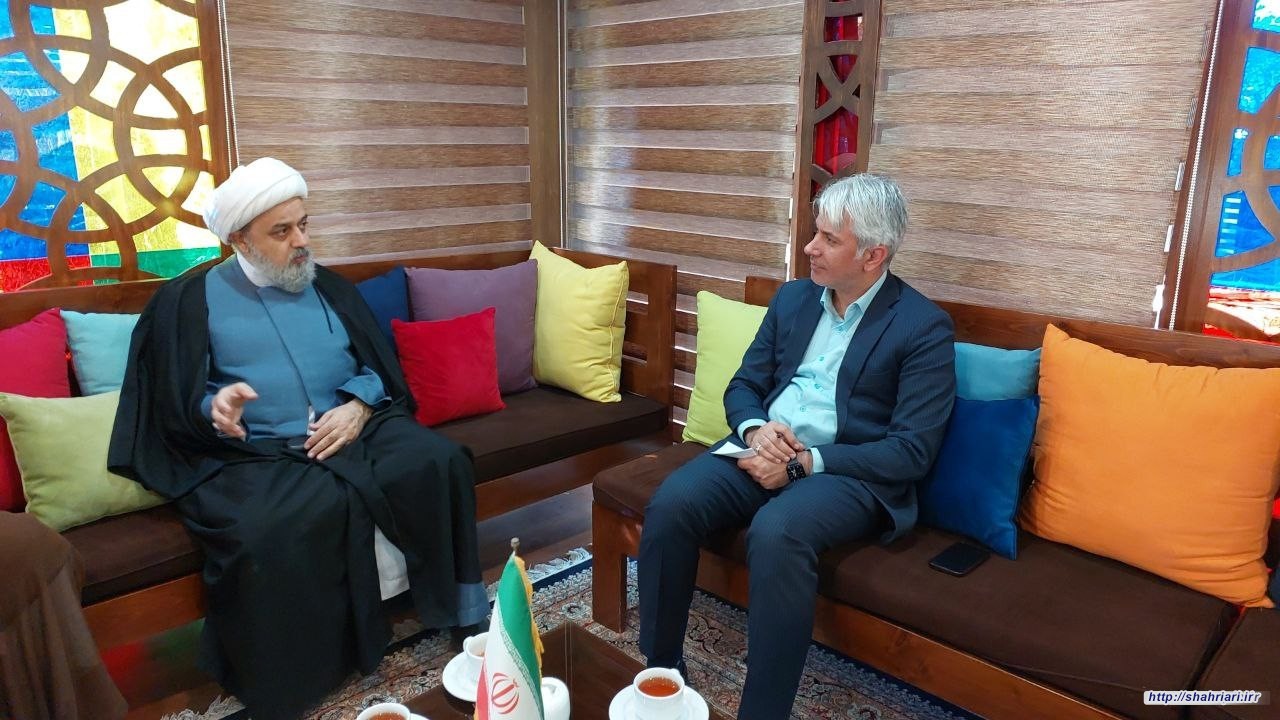 دبیرکل مجمع تقریب در دیدار مدیرکل صداوسیمای هرمزگان: علما و بزرگان اهل سنت سرمایه ما هستند