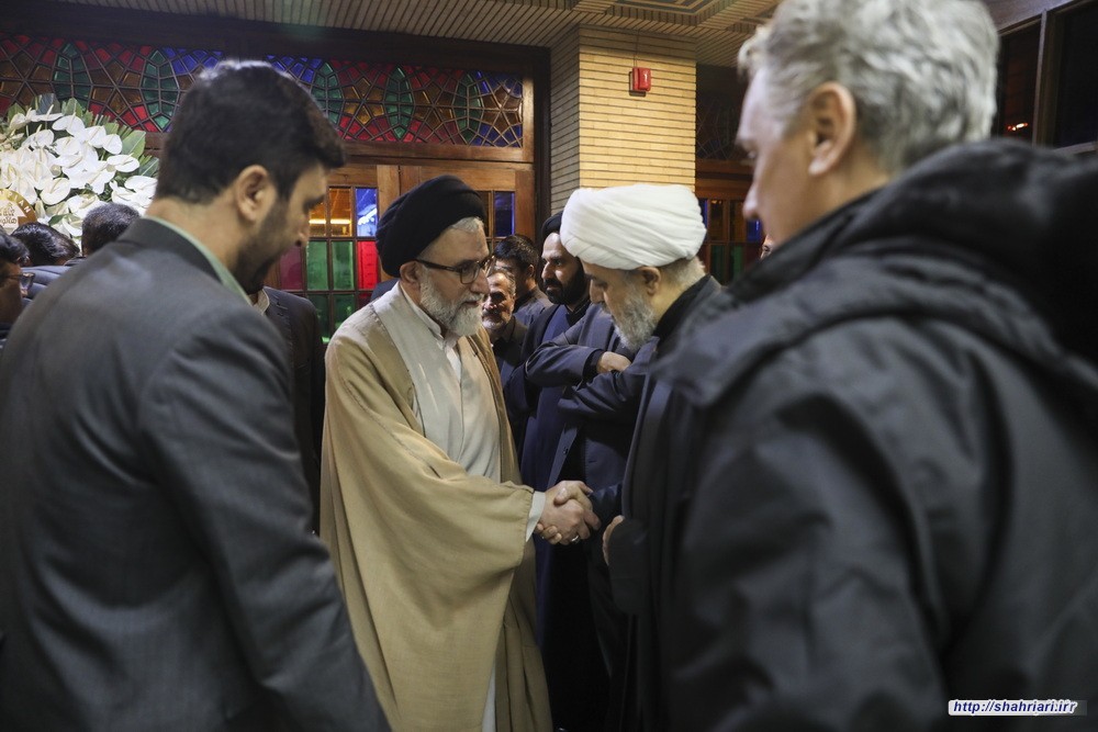 مراسم ترحیم ابوی دبیر کل دکتر حمید شهریاری در مسجد نور تهران