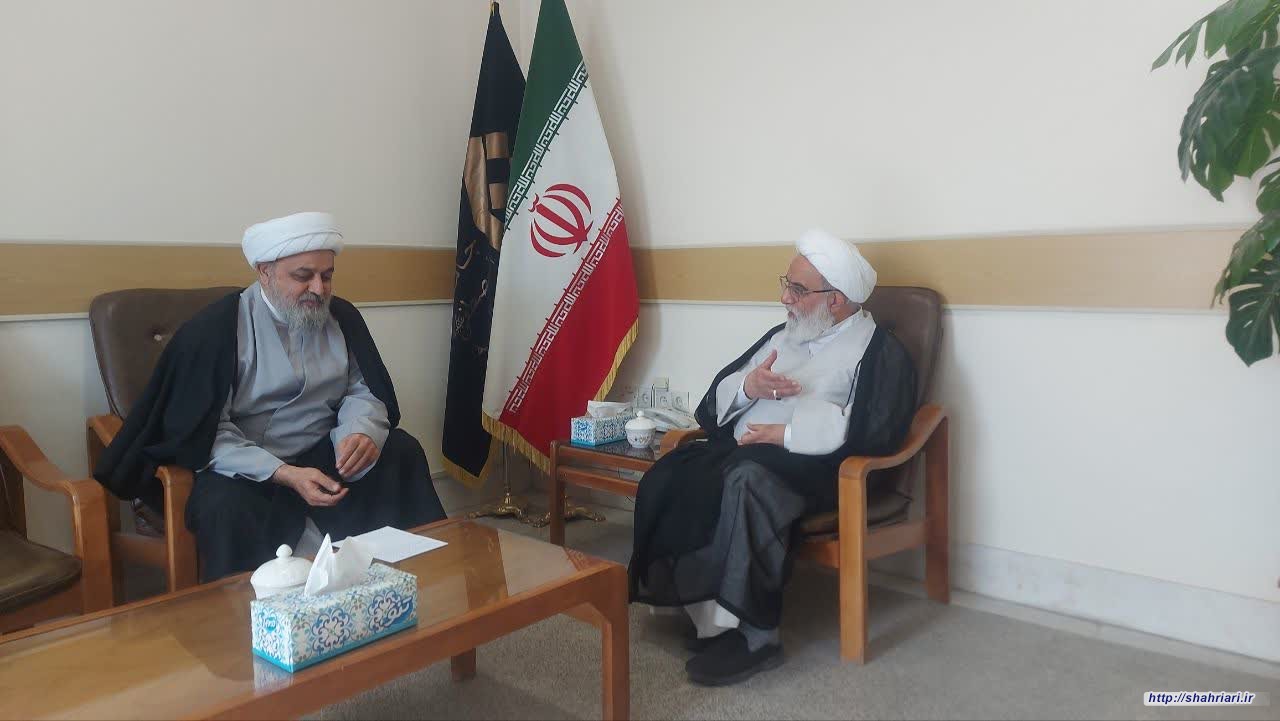 دیدار دبیرکل مجمع جهانی تقریب مذاهب اسلامی با آیت الله شب زنده دار