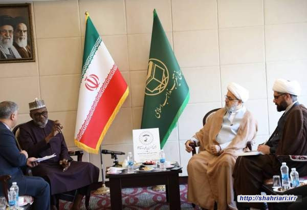 دبیرکل مجمع جهانی تقریب در دیدار وزیر نیجر: وحدت، راه عبور نیجر از مشکلات و چالش‌هاست