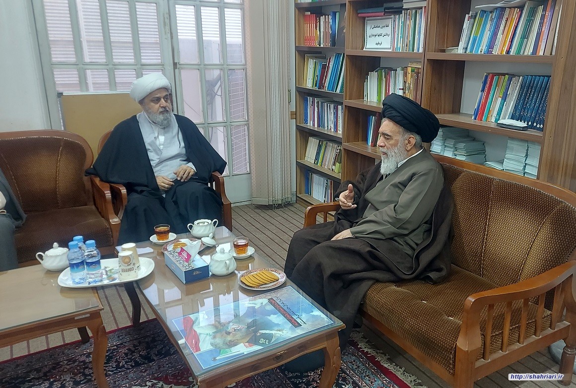 دیدار حجت السلام والمسلمین دکتر شهریاری با آیت‌الله حسینی خراسانی عضو جامعه مدرسین حوزه علمیه قم و شورای نگهبان