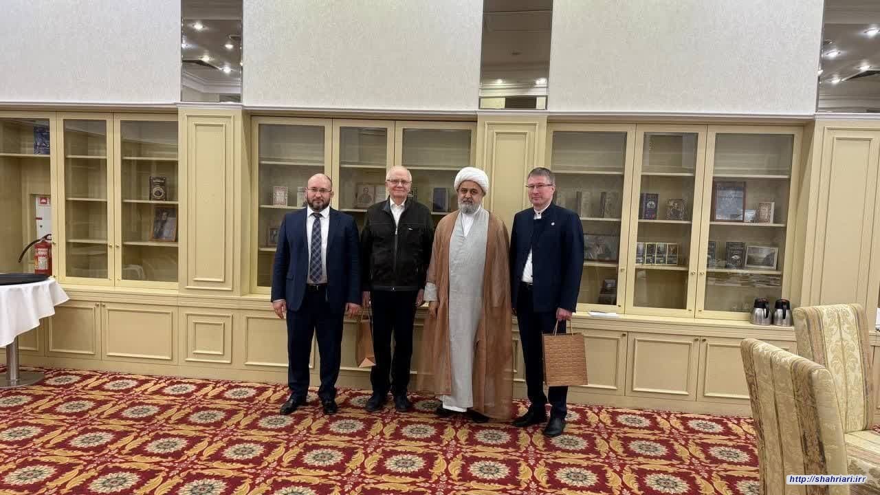 دیدار حجت الاسلام و المسلمین دکتر حمید شهریاری،با فریت موخامتشین، مشاور گروه چشم انداز راهبردی «روسیه: جهان اسلام»